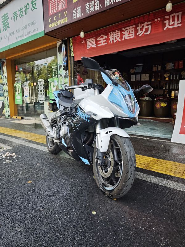 二手贝纳利龙卷风 Tornado 302R