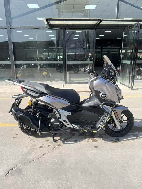 二手QJMOTOR鸿250ADV