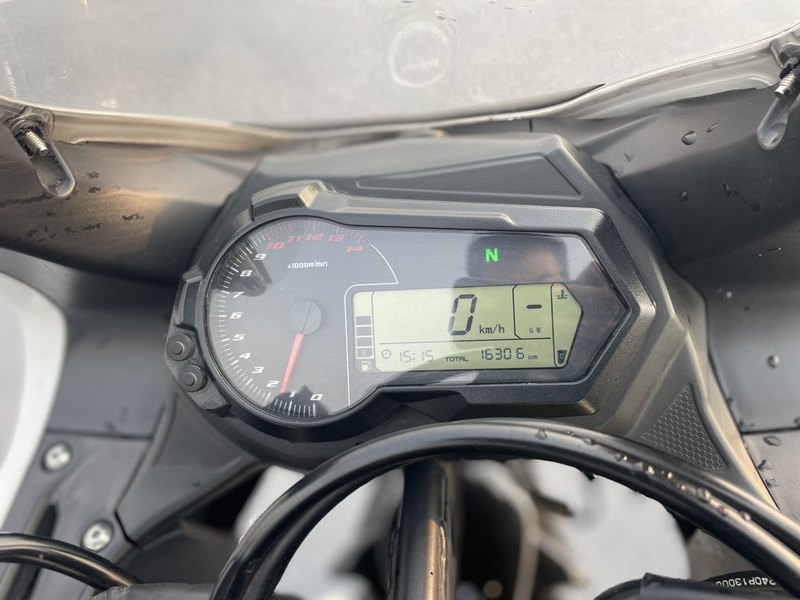 二手贝纳利龙卷风 Tornado 302R