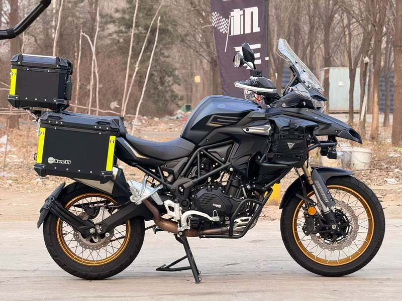 二手贝纳利TRK552