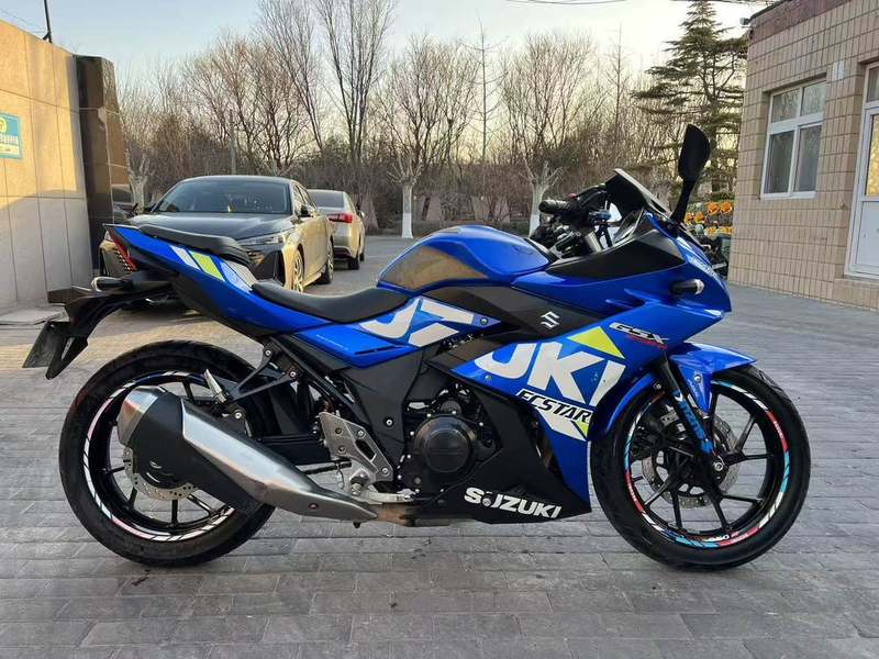 二手豪爵铃木GSX250R