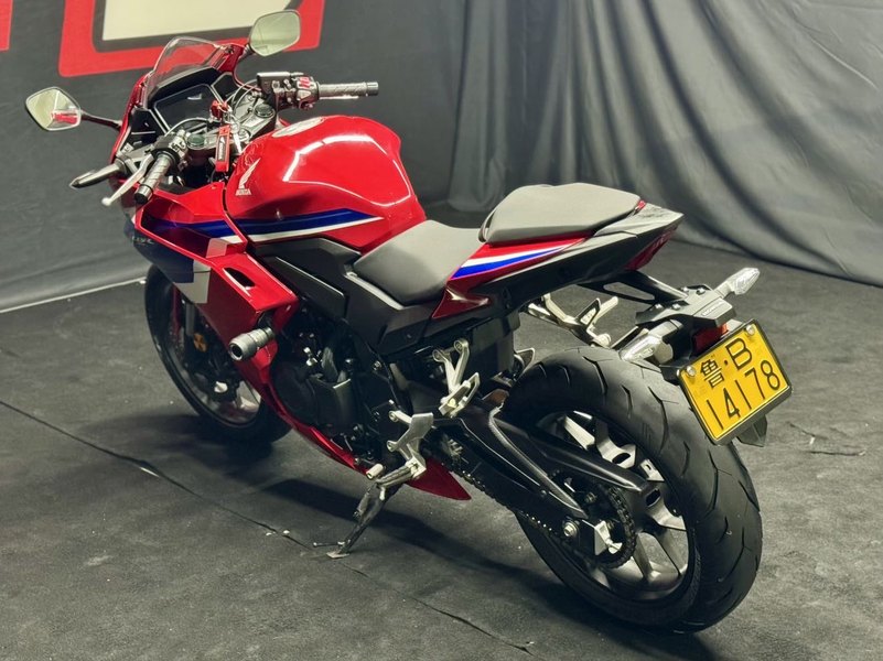 二手本田CBR400R
