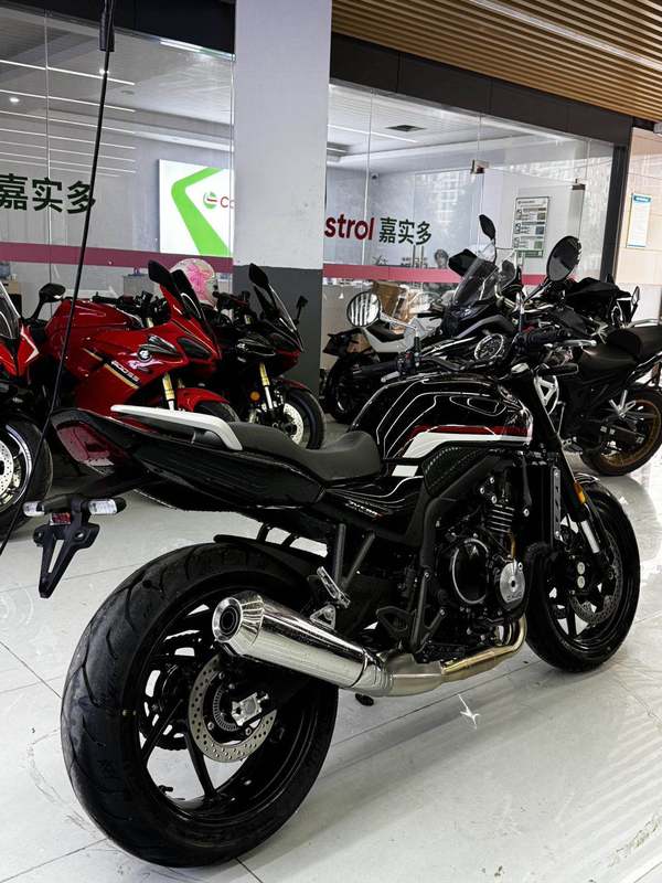 二手张雪机车500F