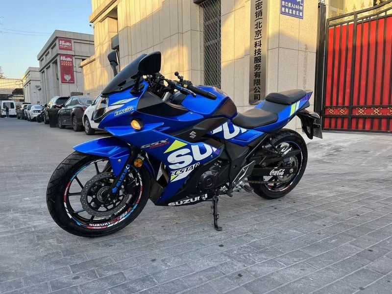 二手豪爵铃木GSX250R