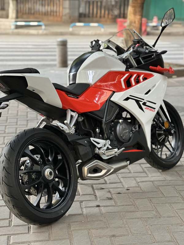 二手赛科龙RC250