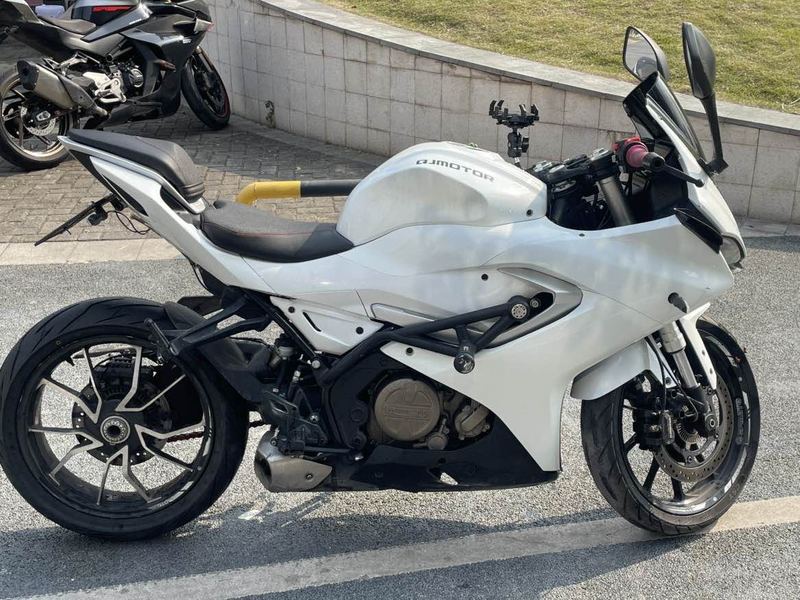 二手QJMOTOR赛250