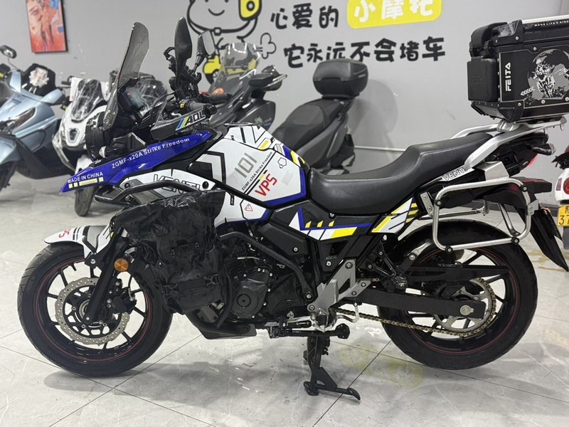 二手豪爵铃木DL250
