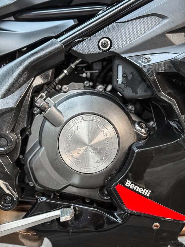 二手贝纳利龙卷风 Tornado 302R