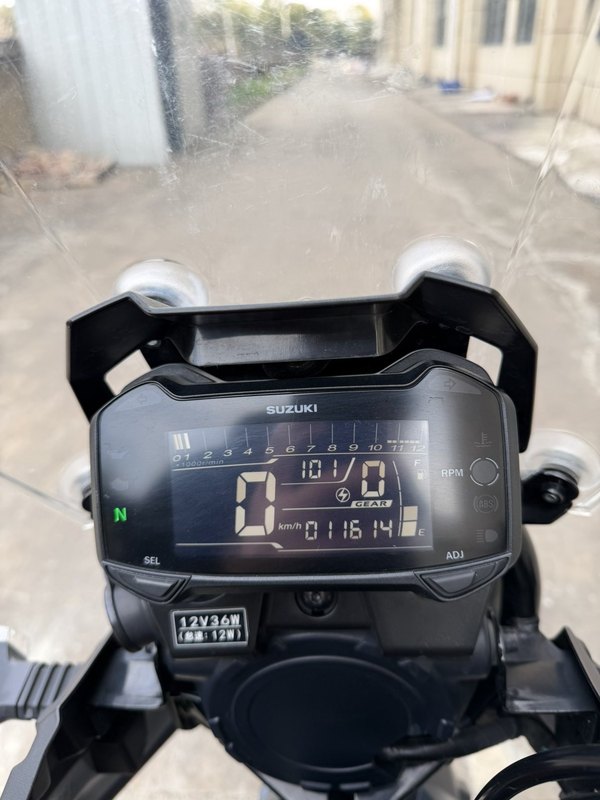 二手豪爵铃木DL250