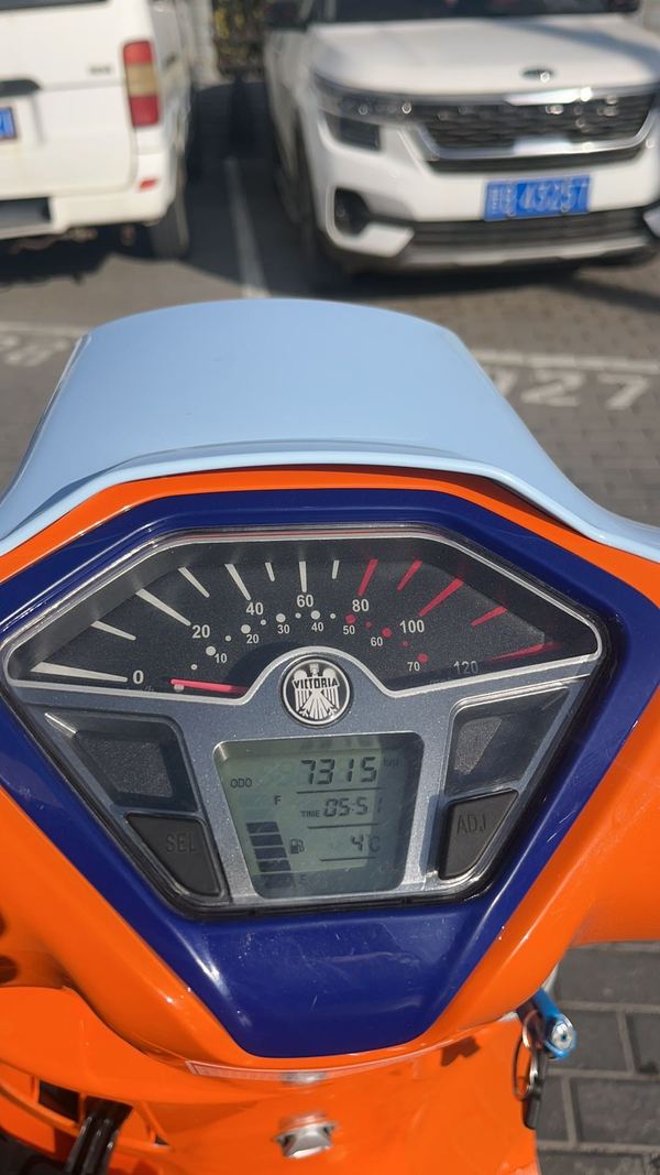 二手维多利亚Sixties 150i