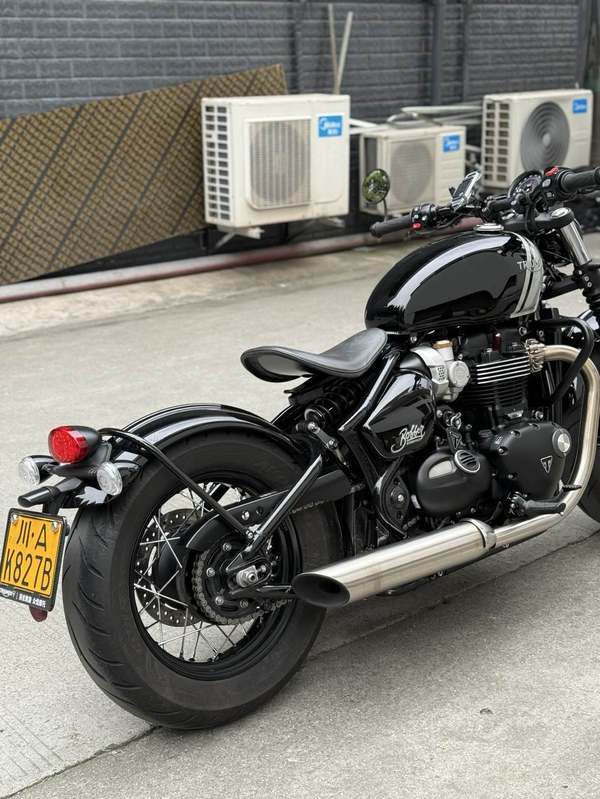 二手凯旋Bonneville Bobber