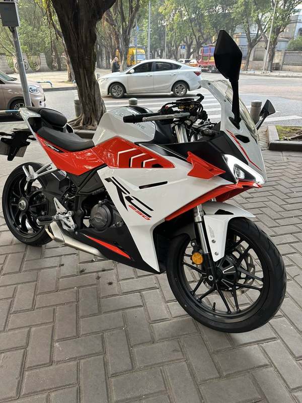 二手赛科龙RC250