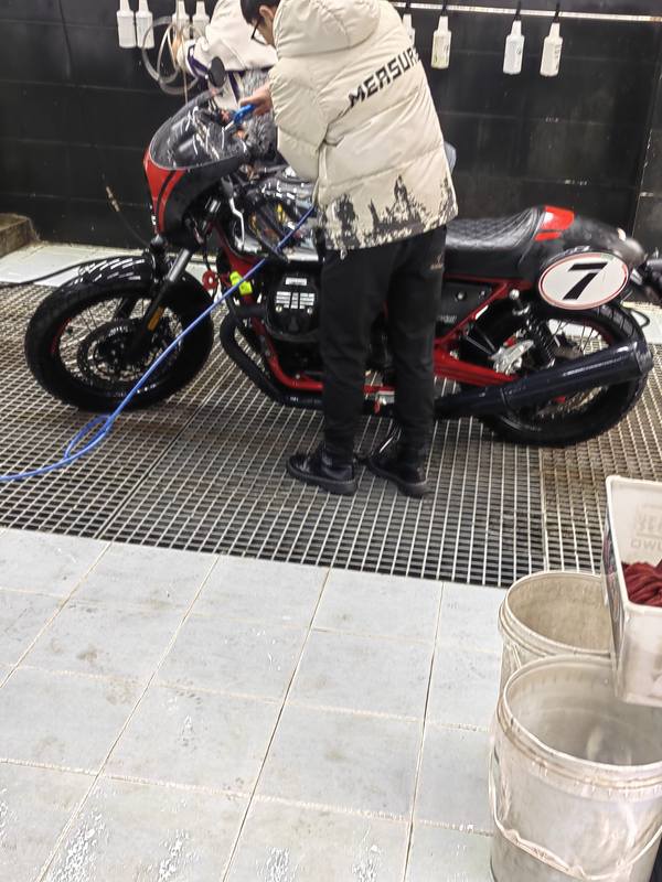 二手摩托古兹V7