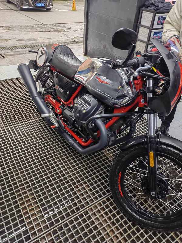 二手摩托古兹V7