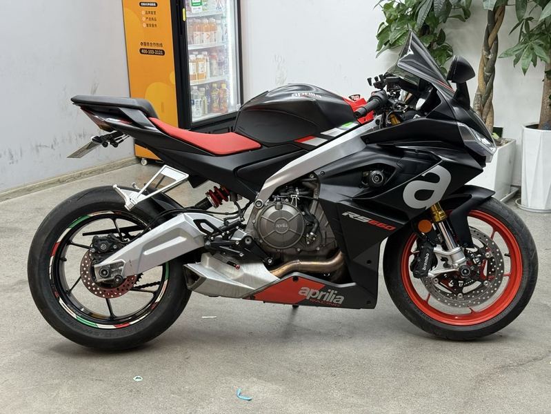 二手阿普利亚RS 660 