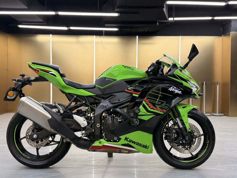 二手川崎ZX-4R