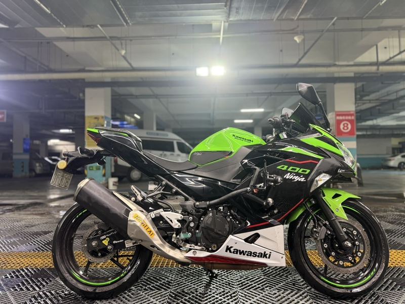 二手川崎Ninja 400