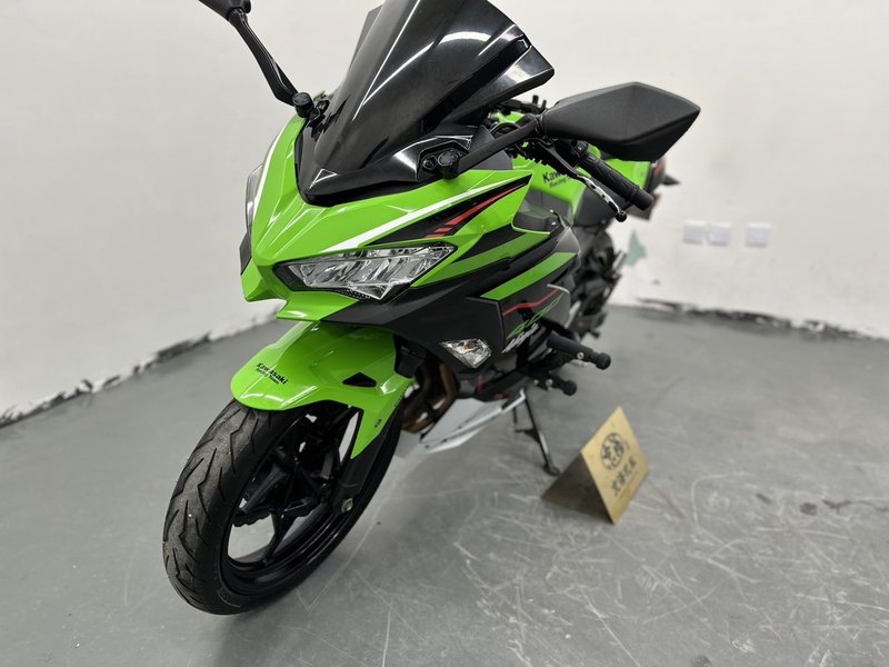 二手川崎Ninja 400
