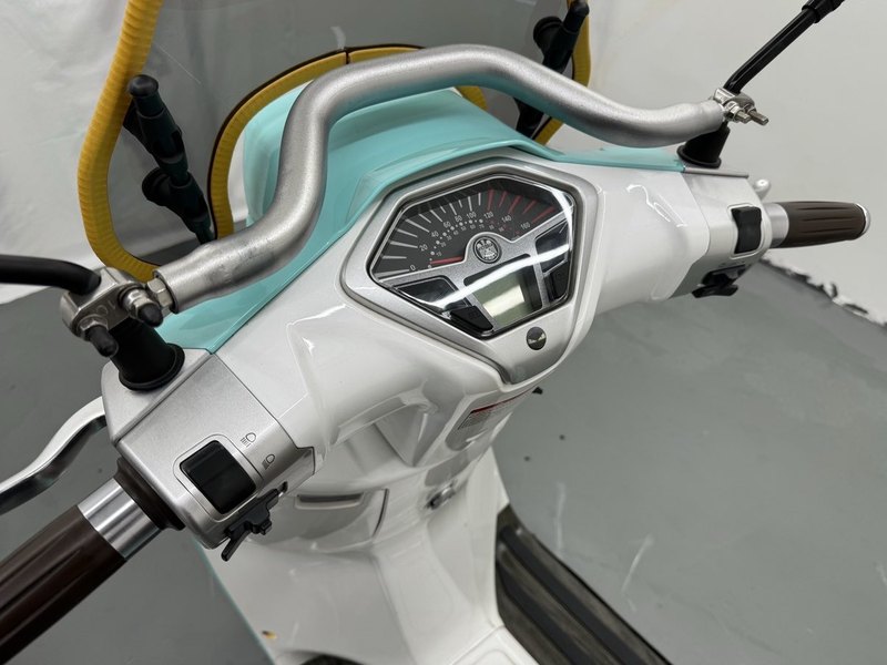 二手维多利亚Sixties 300i