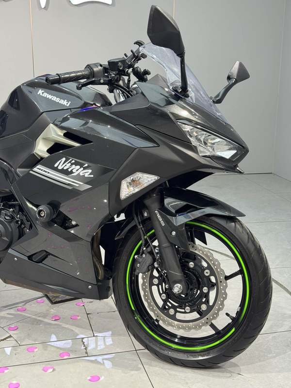 二手川崎Ninja 400