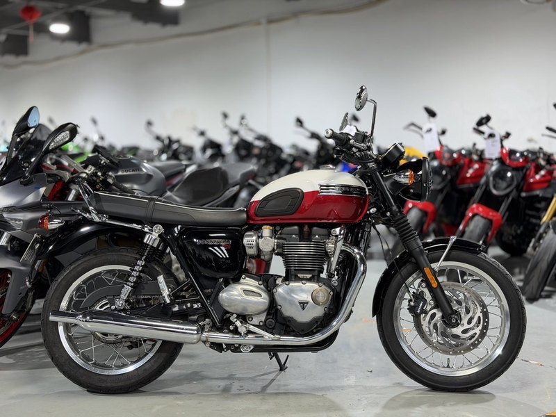 二手凯旋Bonneville T120