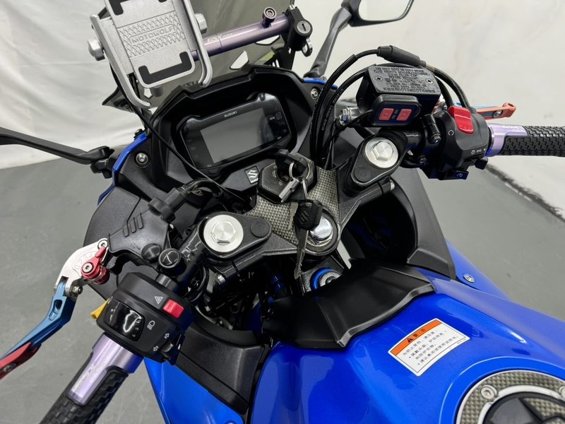 二手豪爵铃木GSX250R