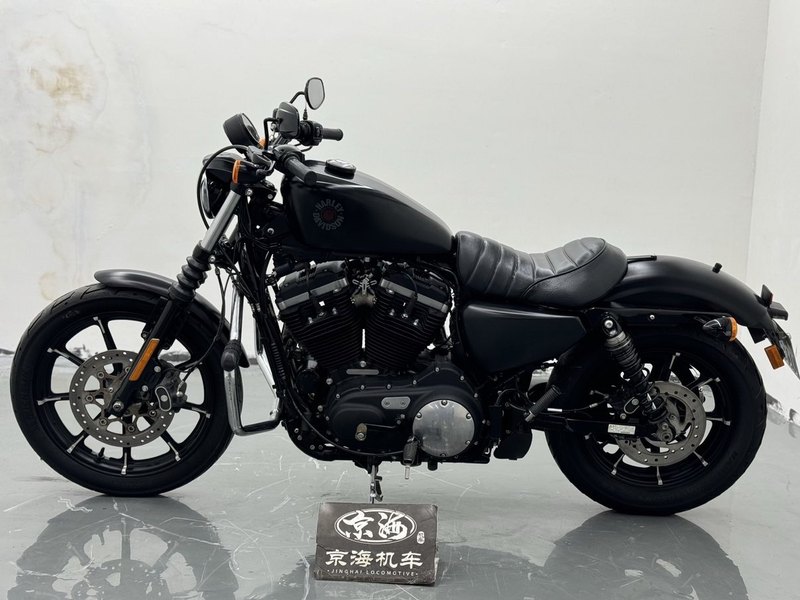 二手哈雷戴维森Iron883 硬汉