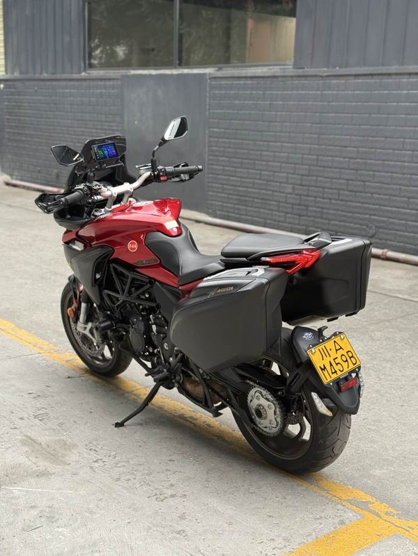 二手奥古斯塔Turismo Veloce 800