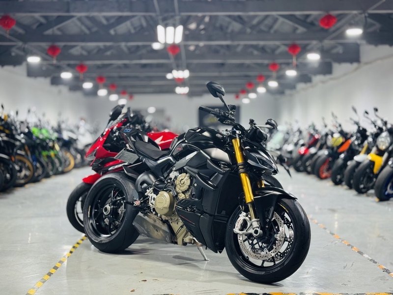 二手杜卡迪Street Fighter V4