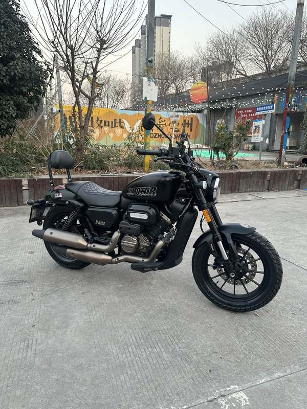 二手QJMOTOR闪300