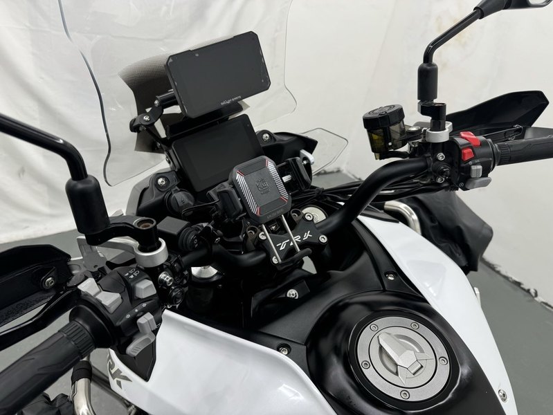 二手贝纳利TRK702