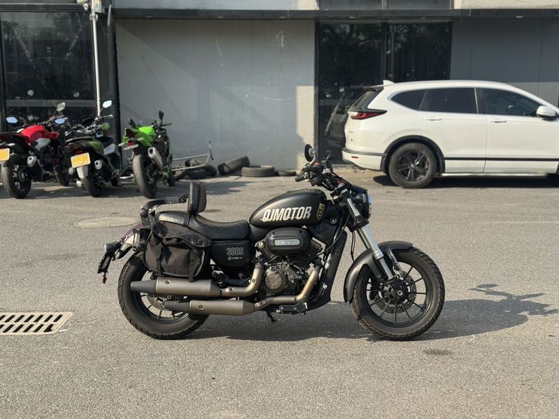 二手QJMOTOR闪300
