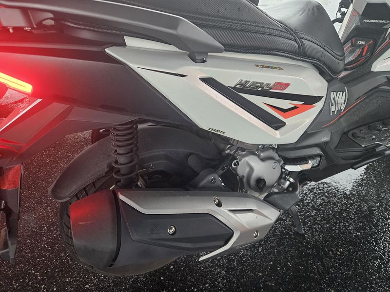 二手三阳哈士奇 Husky ADV300