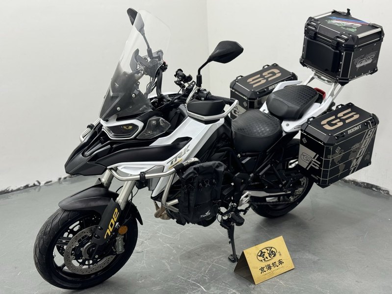 二手贝纳利TRK702