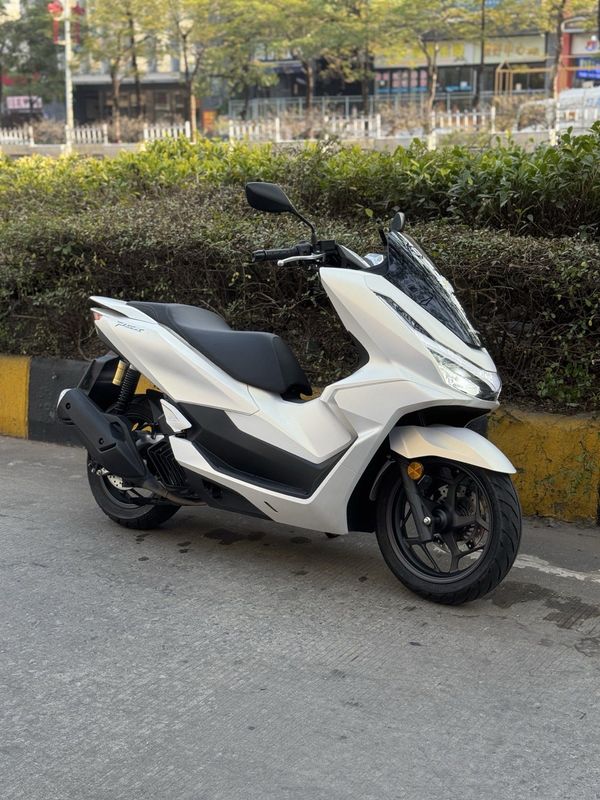 二手五羊本田PCX