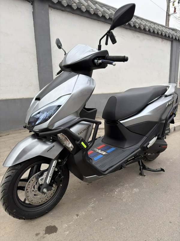 二手五羊本田NPF125