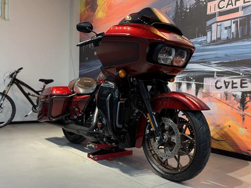 二手哈雷戴维森公路滑翔 Road Glide