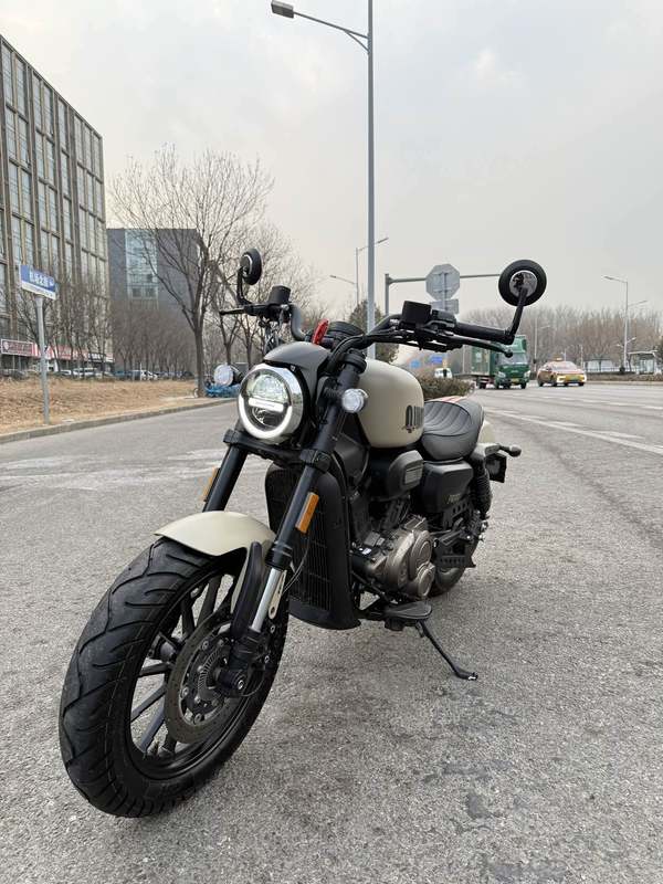 二手QJMOTOR闪300