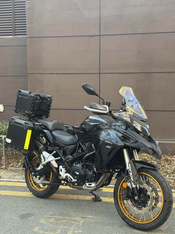 二手贝纳利金鹏 TRK502