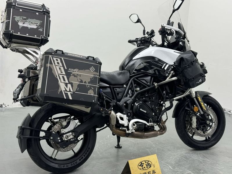 二手贝纳利TRK702