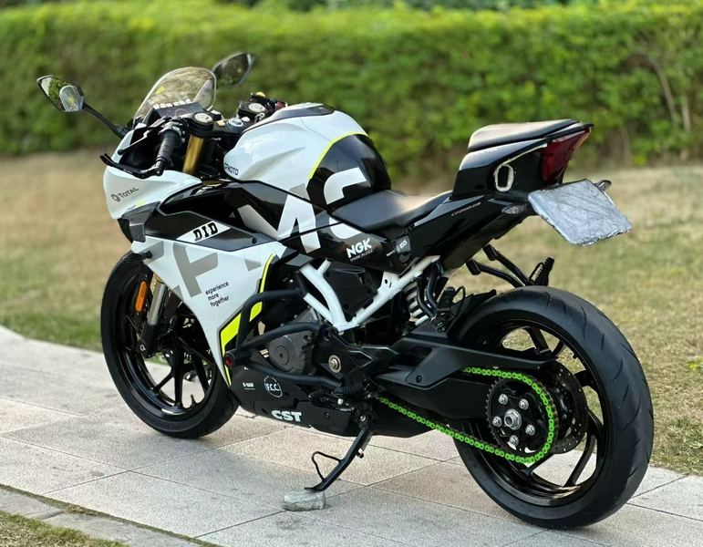 二手春风250SR
