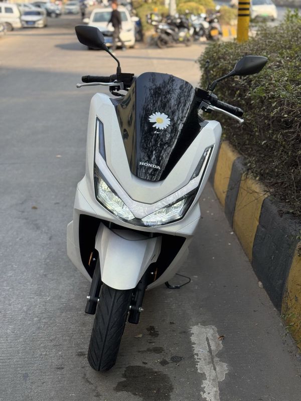 二手五羊本田PCX