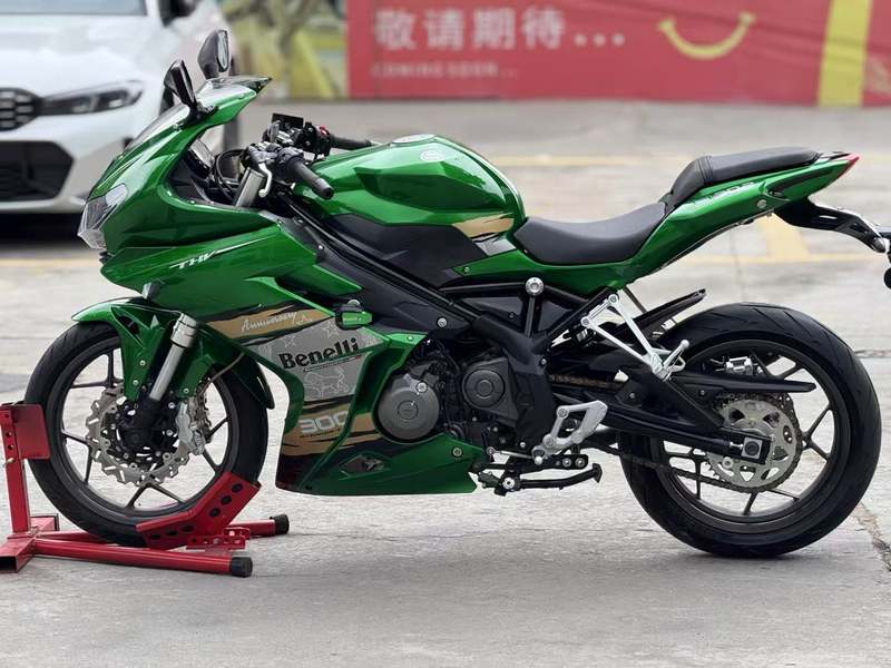 二手贝纳利302 Touring