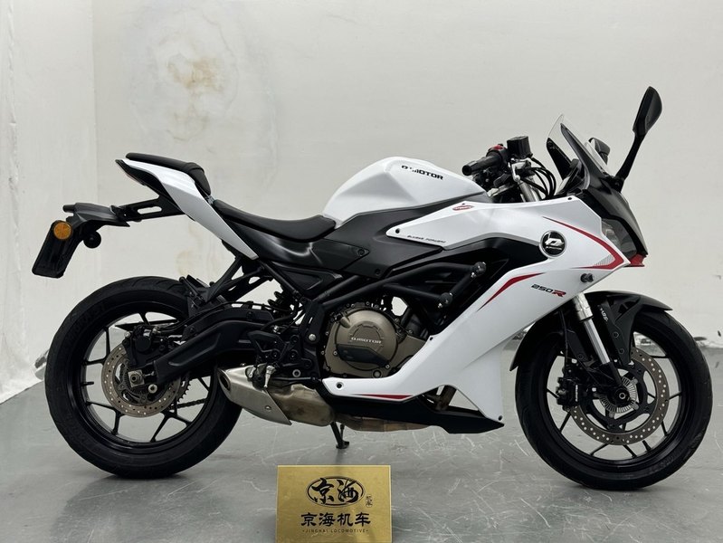 二手QJMOTOR赛250