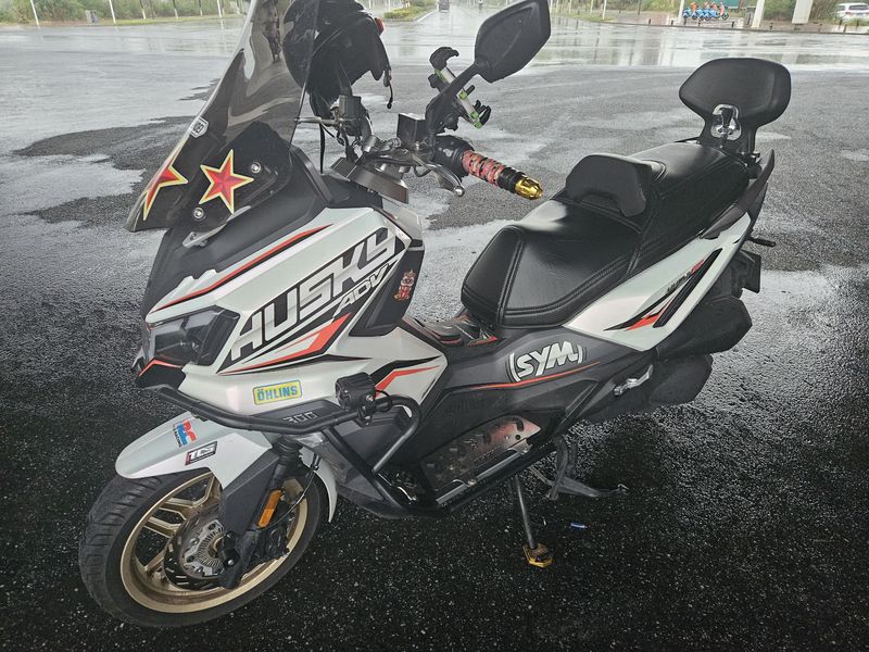 二手三阳哈士奇 Husky ADV300