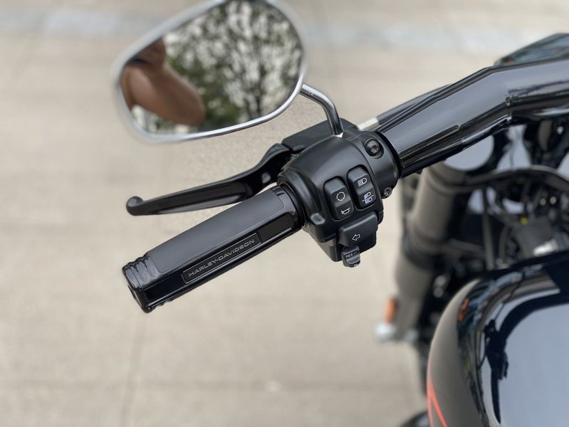 二手哈雷戴维森突破者 Breakout