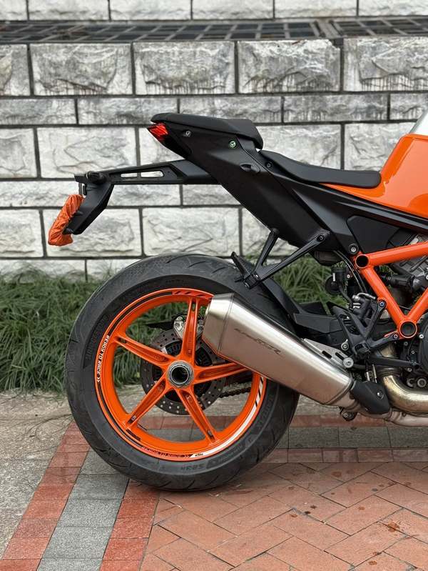二手KTMR2R1290 Super Duke