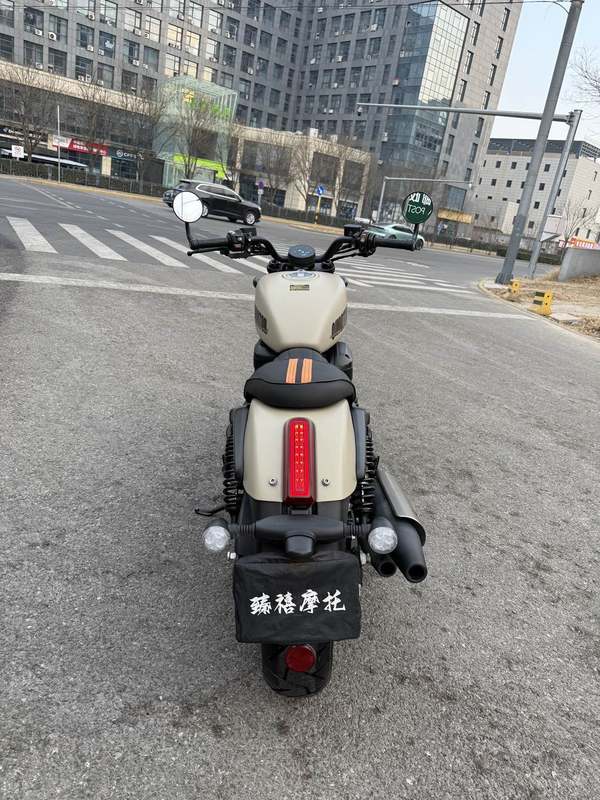 二手QJMOTOR闪300