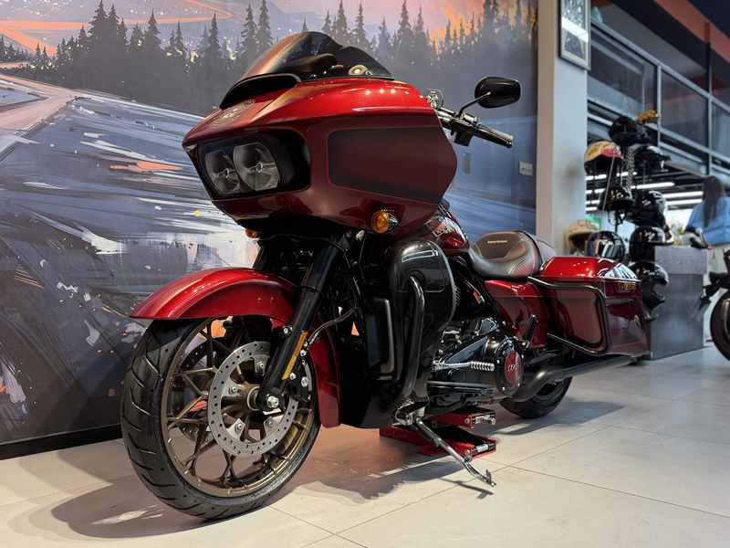 二手哈雷戴维森公路滑翔 Road Glide