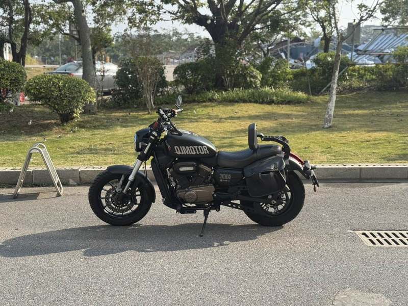 二手QJMOTOR闪300